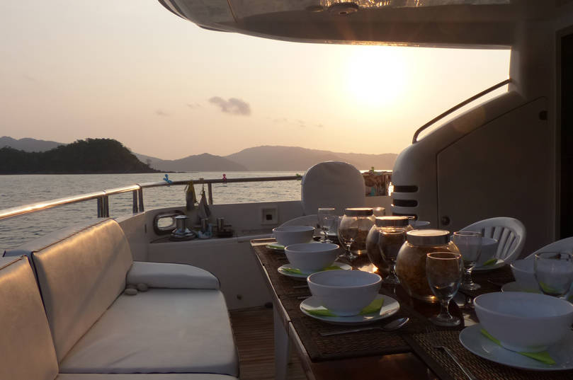 Luxury 75 ft Motor Yacht Sanook