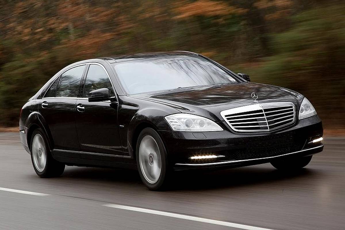 Mercedes Benz S-Class в Аренду | Прокат Авто на Бали