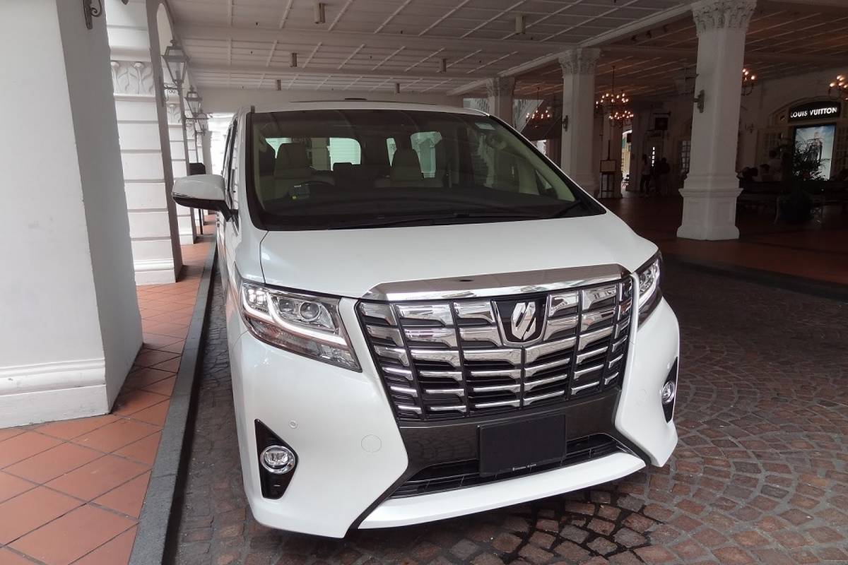 Toyota Alphard в Аренду | Прокат Авто на Пхукете