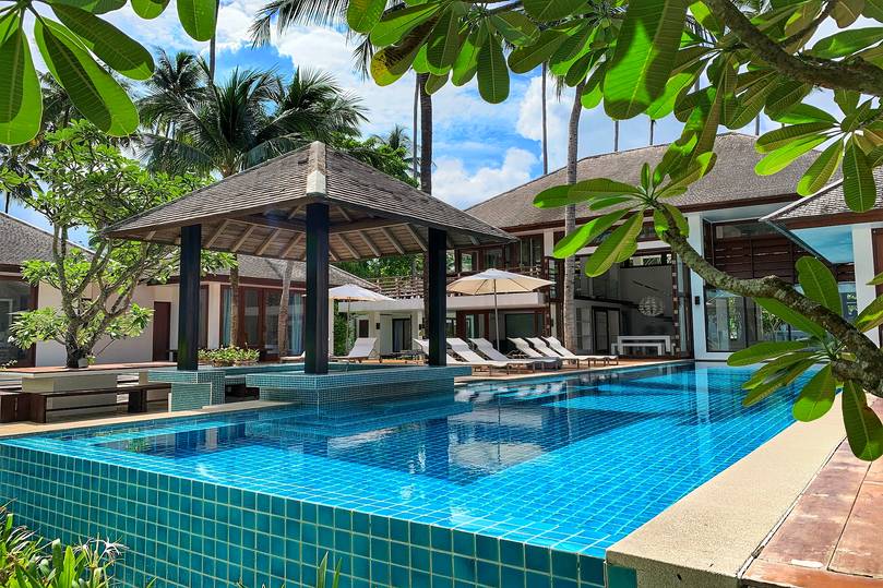 Ban Suriya - Lipa Noi Beachfront Villa in Koh Samui, Thailand.